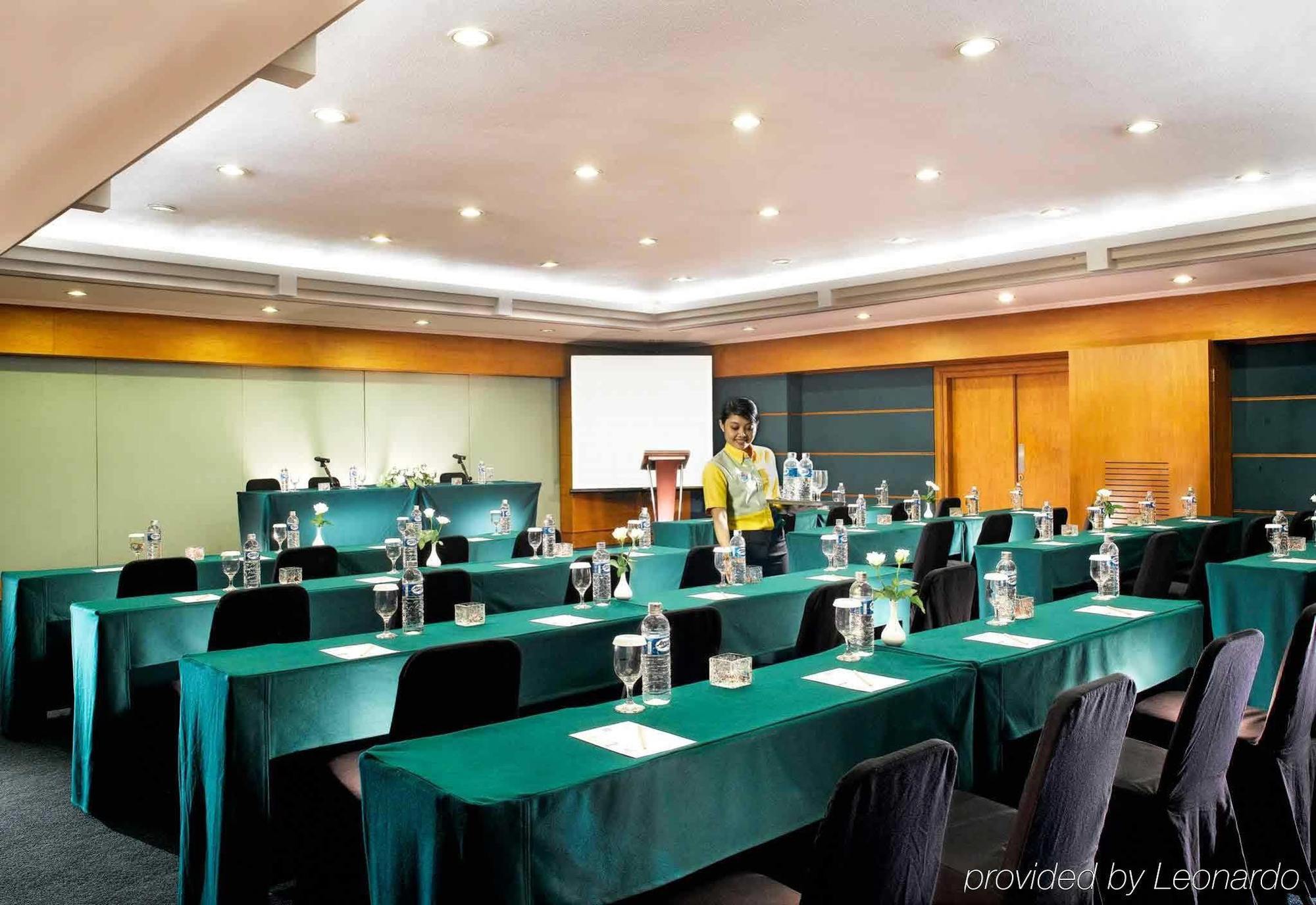 Tamarin Hotel Jakarta Manage By Vib Hospitality Management Facilities photo